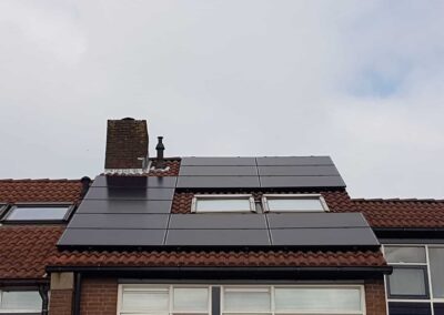 4.5 kW Iberian Solar Mono All Black 305W (Holanda)