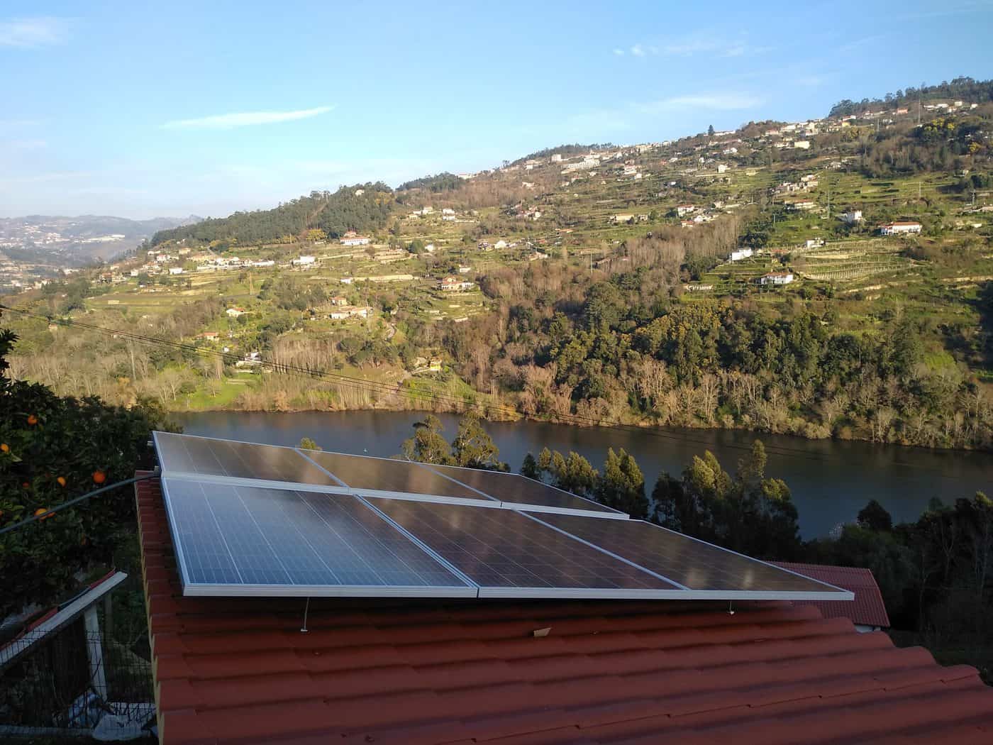 1.6 kW Sharp Solar 270W (Oporto)